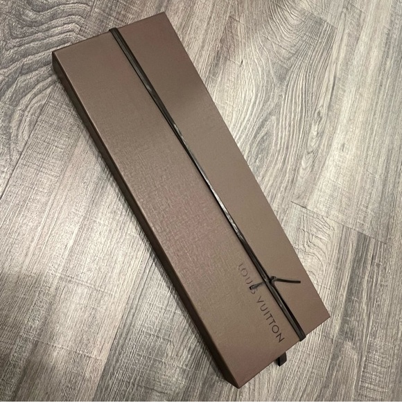 Louis Vuitton bandeau - Picture 8 of 8